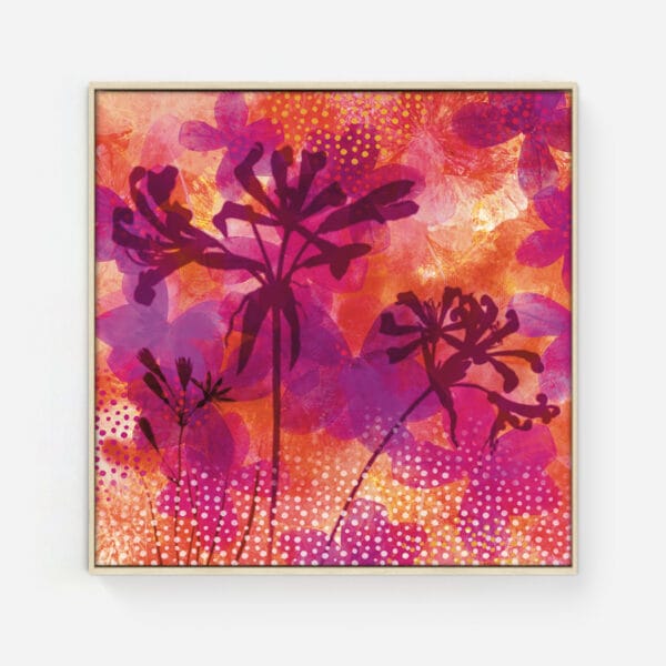 Zomerbloemen in karmijn, paars en oranjerood